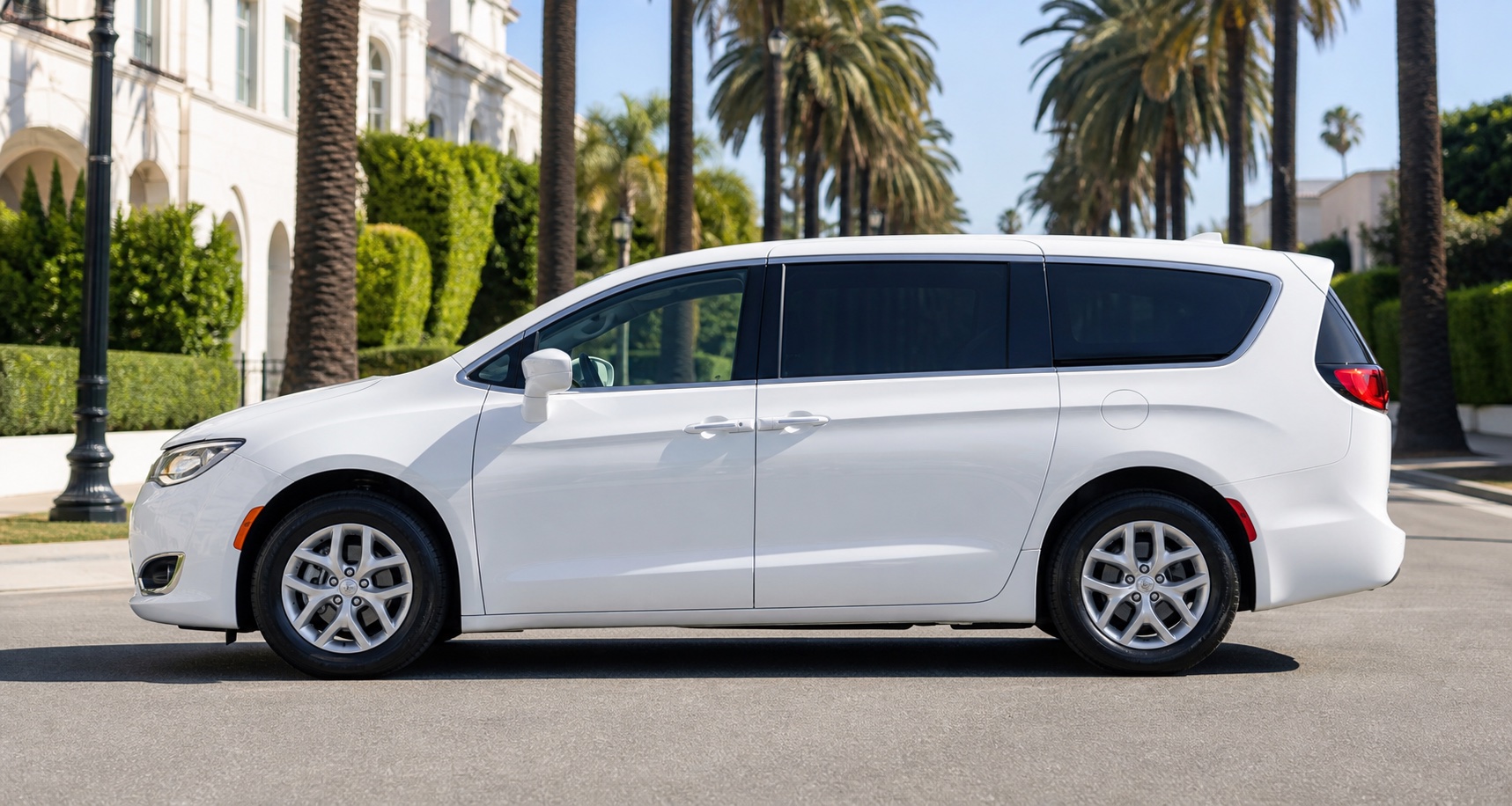 Chrysler Pacifica monthly rental Los Angeles
