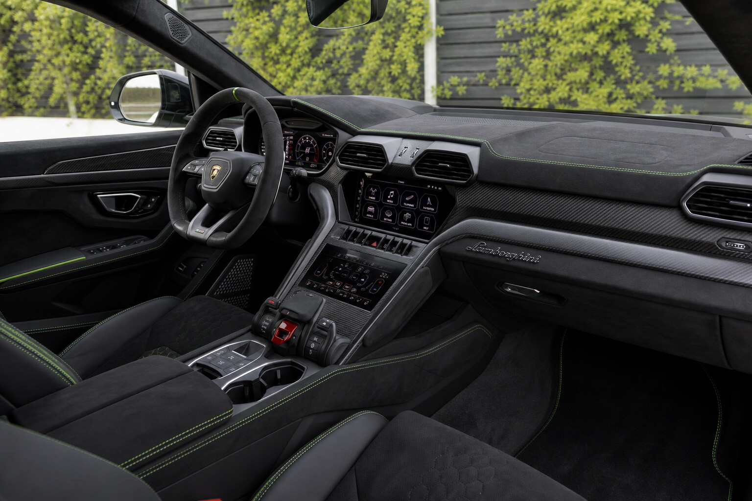 Lamborghini Urus Performante monthly rental Los Angeles