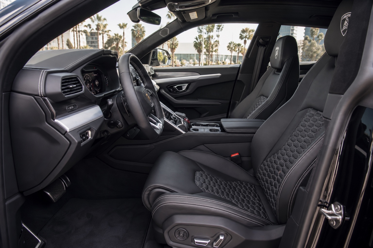 Lamborghini Urus monthly rental Los Angeles