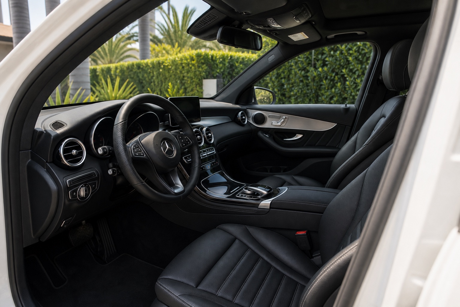 Mercedes-Benz GLC 300 monthly rental Los Angeles